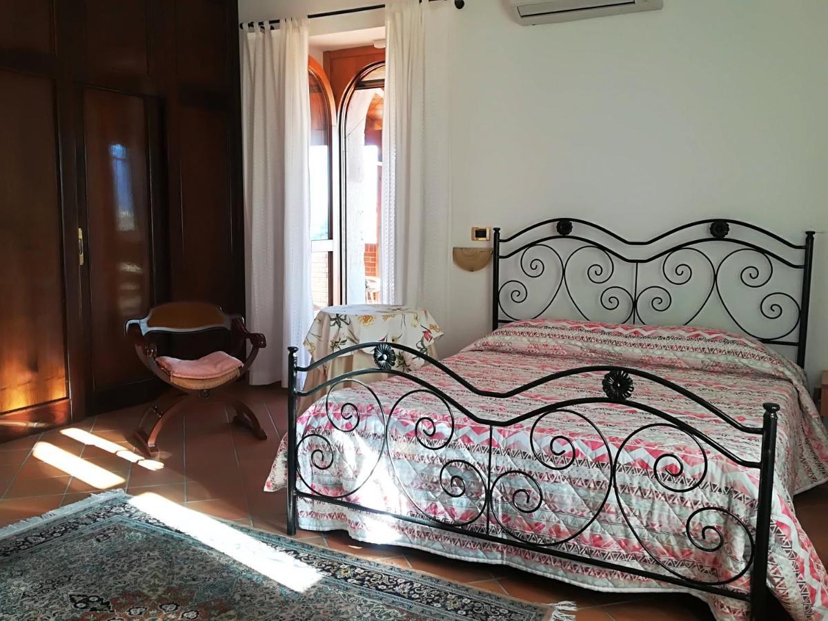 La dimora di Radha Bed & Breakfast Rende Bagian luar foto