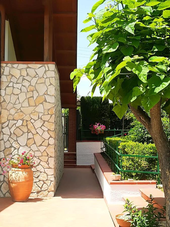 La dimora di Radha Bed & Breakfast Rende Bagian luar foto